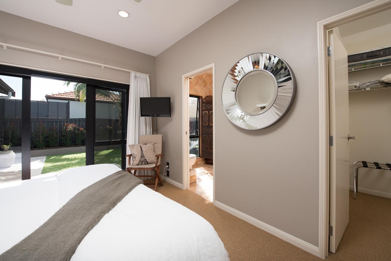 Tuscan Retreat Bed & Breakfast - Adults Only Bed & Breakfast Papamoa Exterior photo