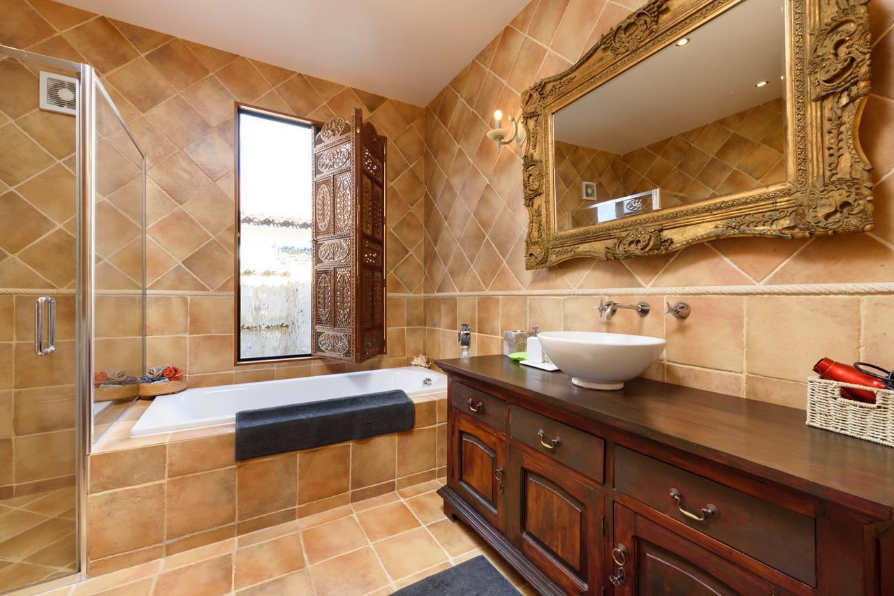 Tuscan Retreat Bed & Breakfast - Adults Only Bed & Breakfast Papamoa Exterior photo
